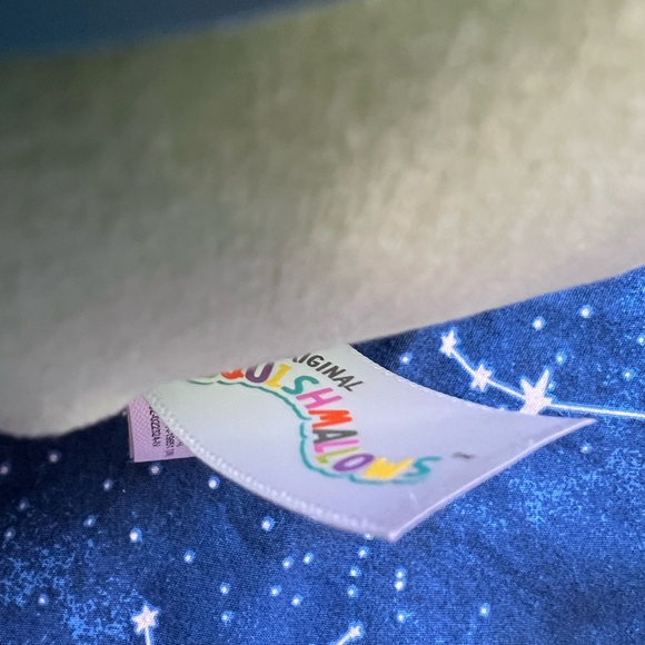 Squishmallows Micha the Frog with Yin Yang - Picture 4 of 4